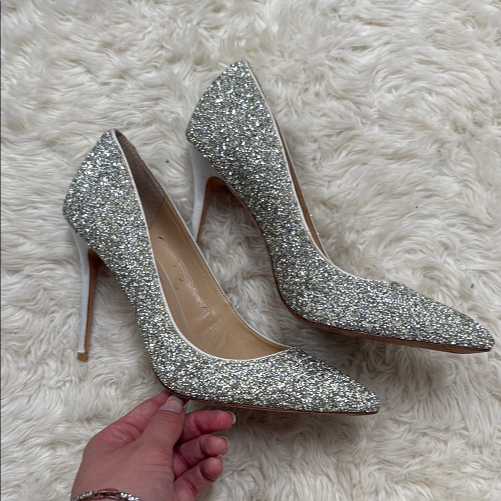 Vince Camuto Imagine Elegant Silver Glitter Women's Heels pumps size 8